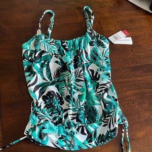 New with tag Jantzen Underwire Tankini Top in Ocean Teal in 34D